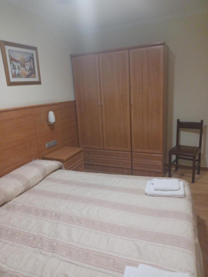 Hotel 2 De Mayo 2 Хинсо-де-Лимия Экстерьер фото